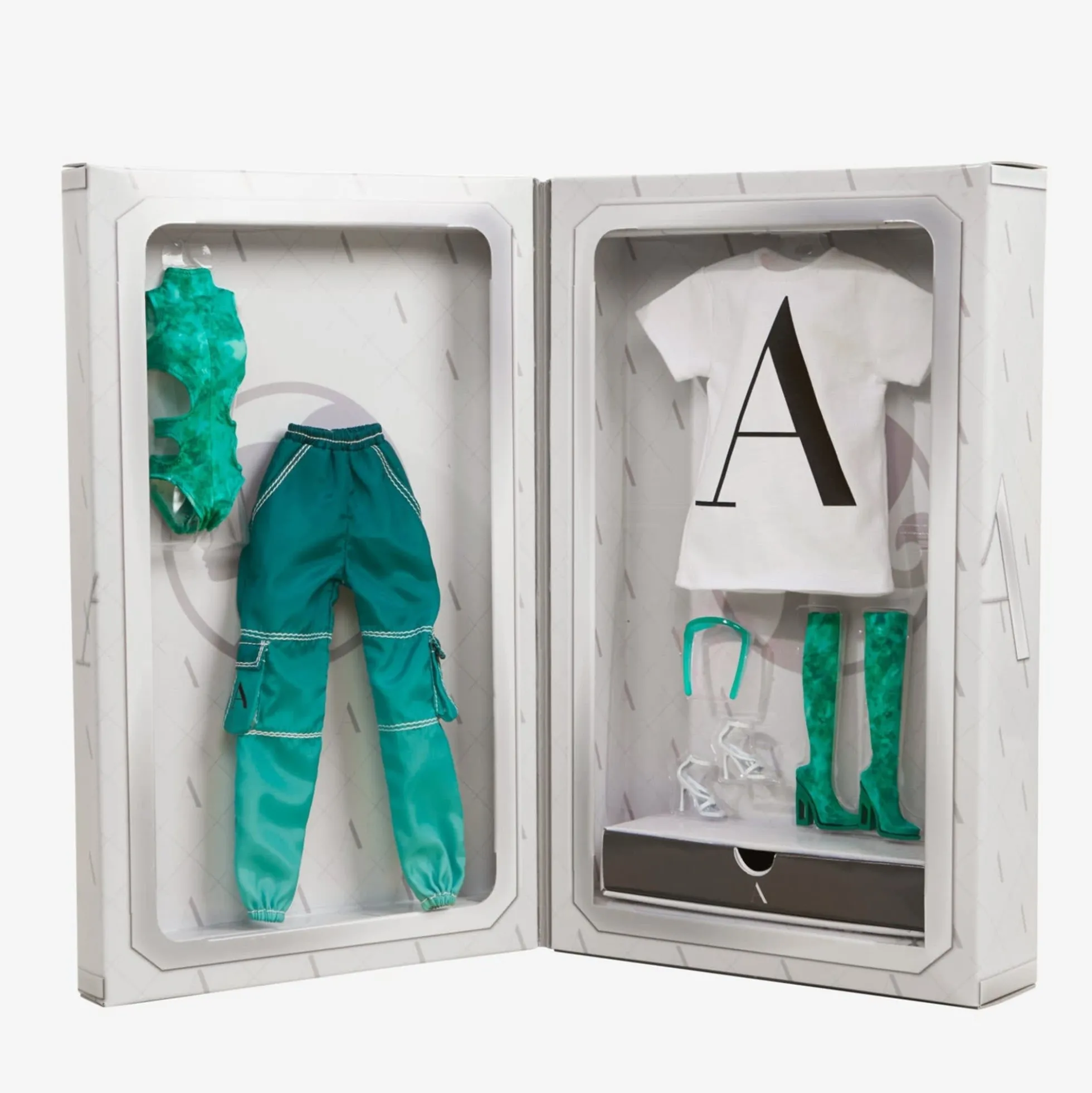 Aleali May Barbie Wardrobe & Accessories Set