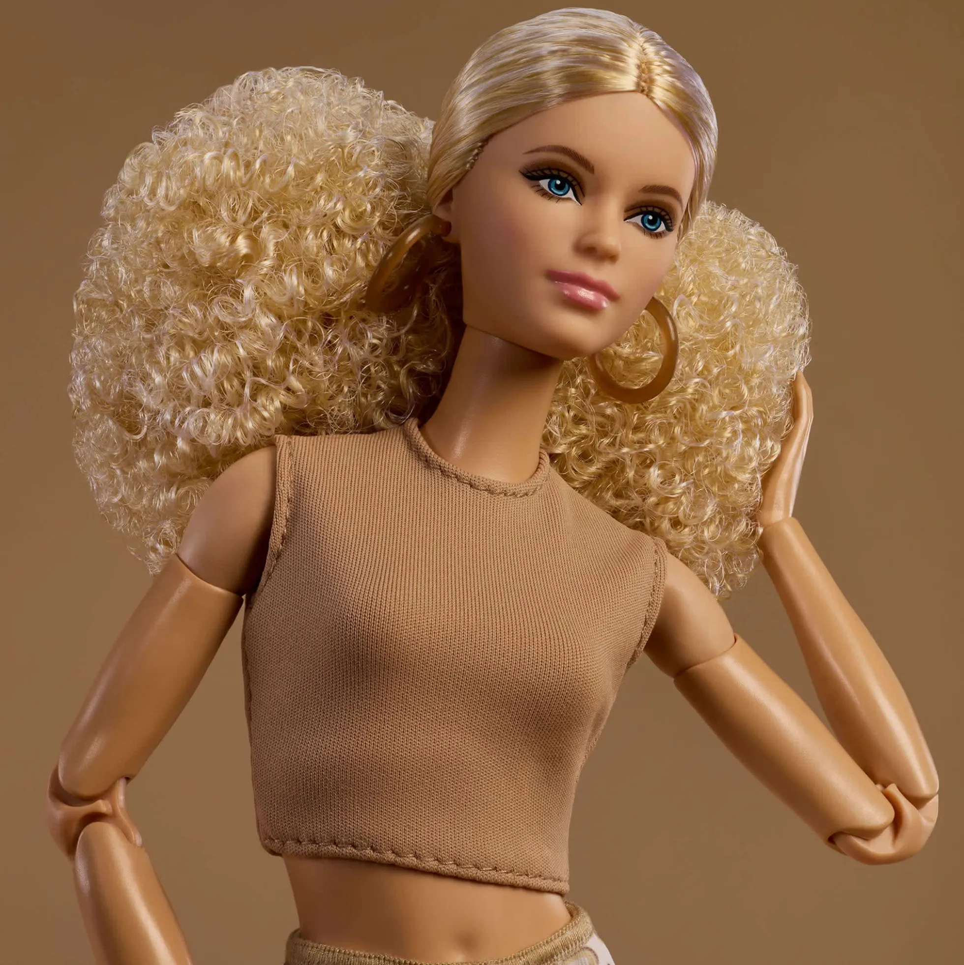 Barbie Basics 2026 Neutrals Series, Model 07