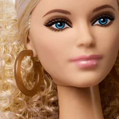 Barbie Basics 2026 Neutrals Series, Model 07