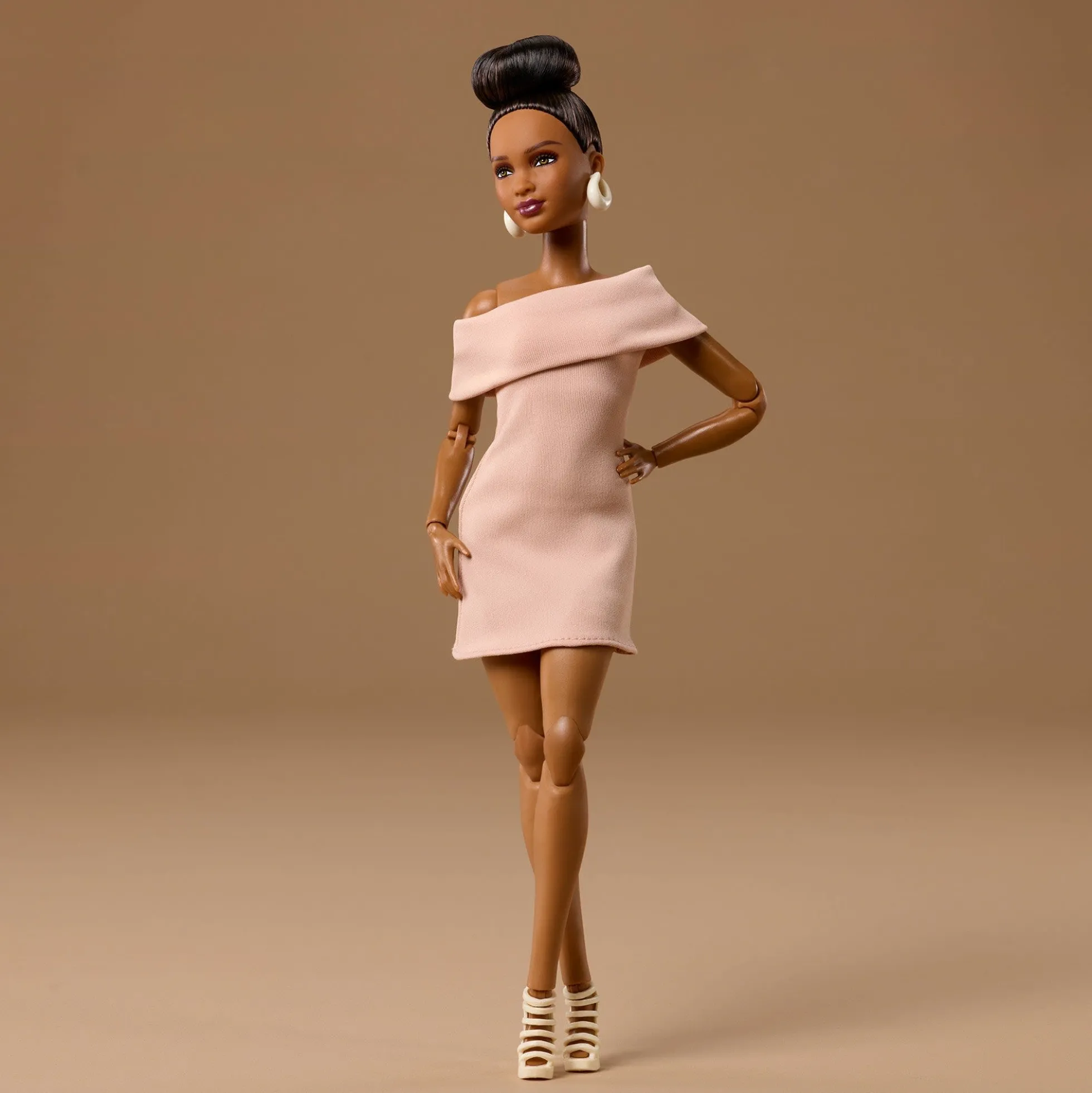 Barbie Basics 2026 Neutrals Series, Model 08