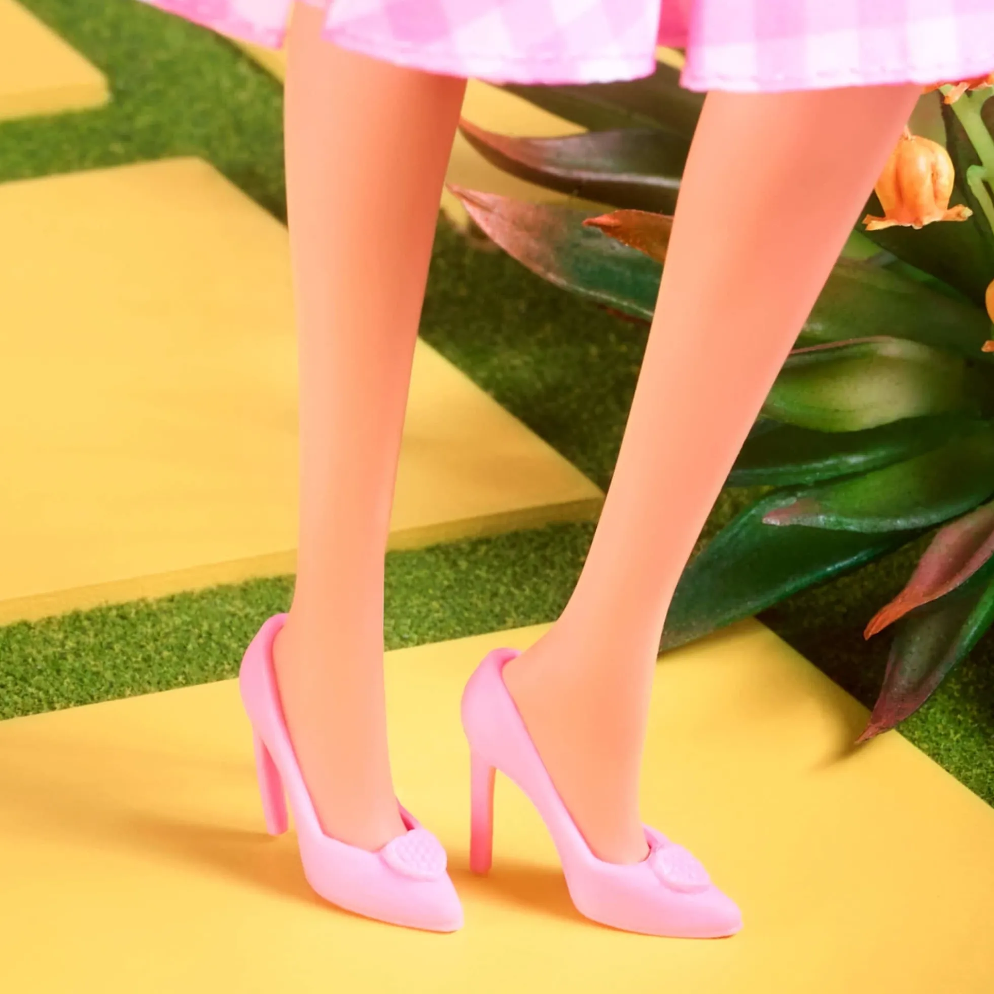 Barbie in Pink Gingham Dress – Barbie The Movie