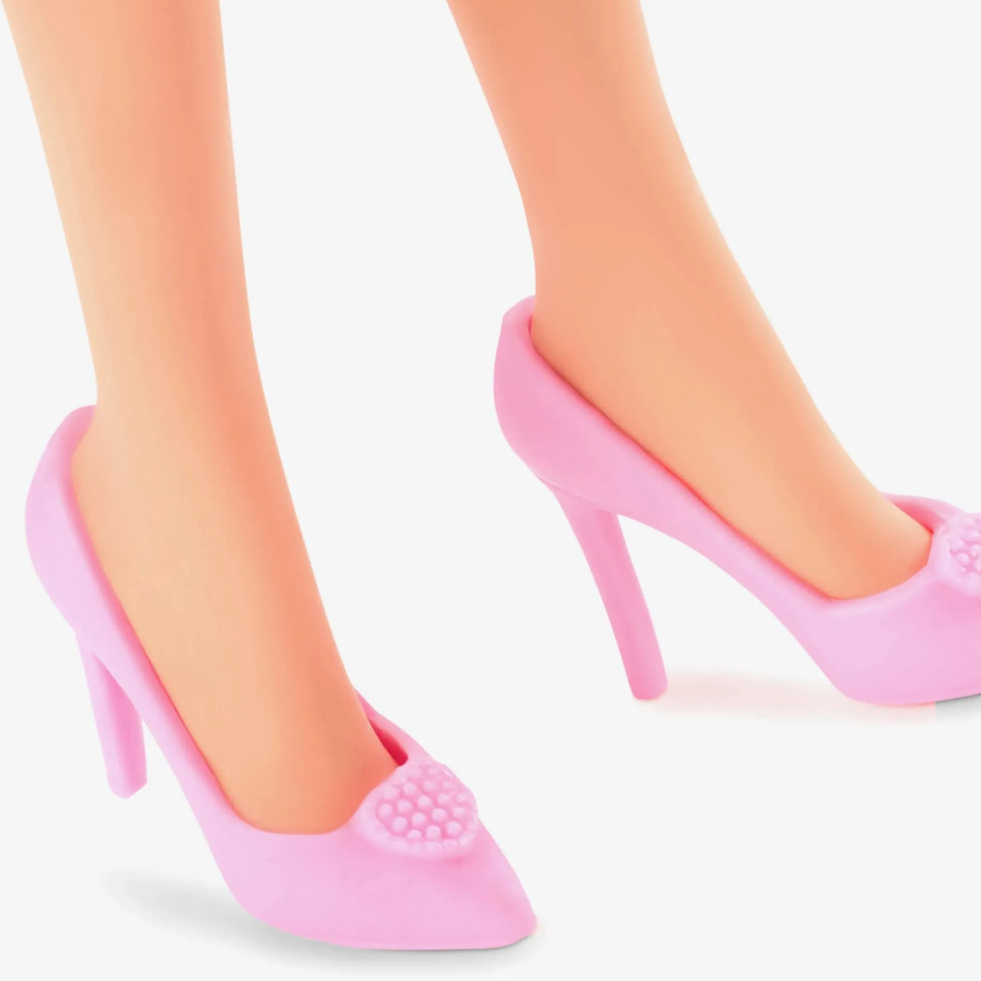Barbie in Pink Gingham Dress – Barbie The Movie