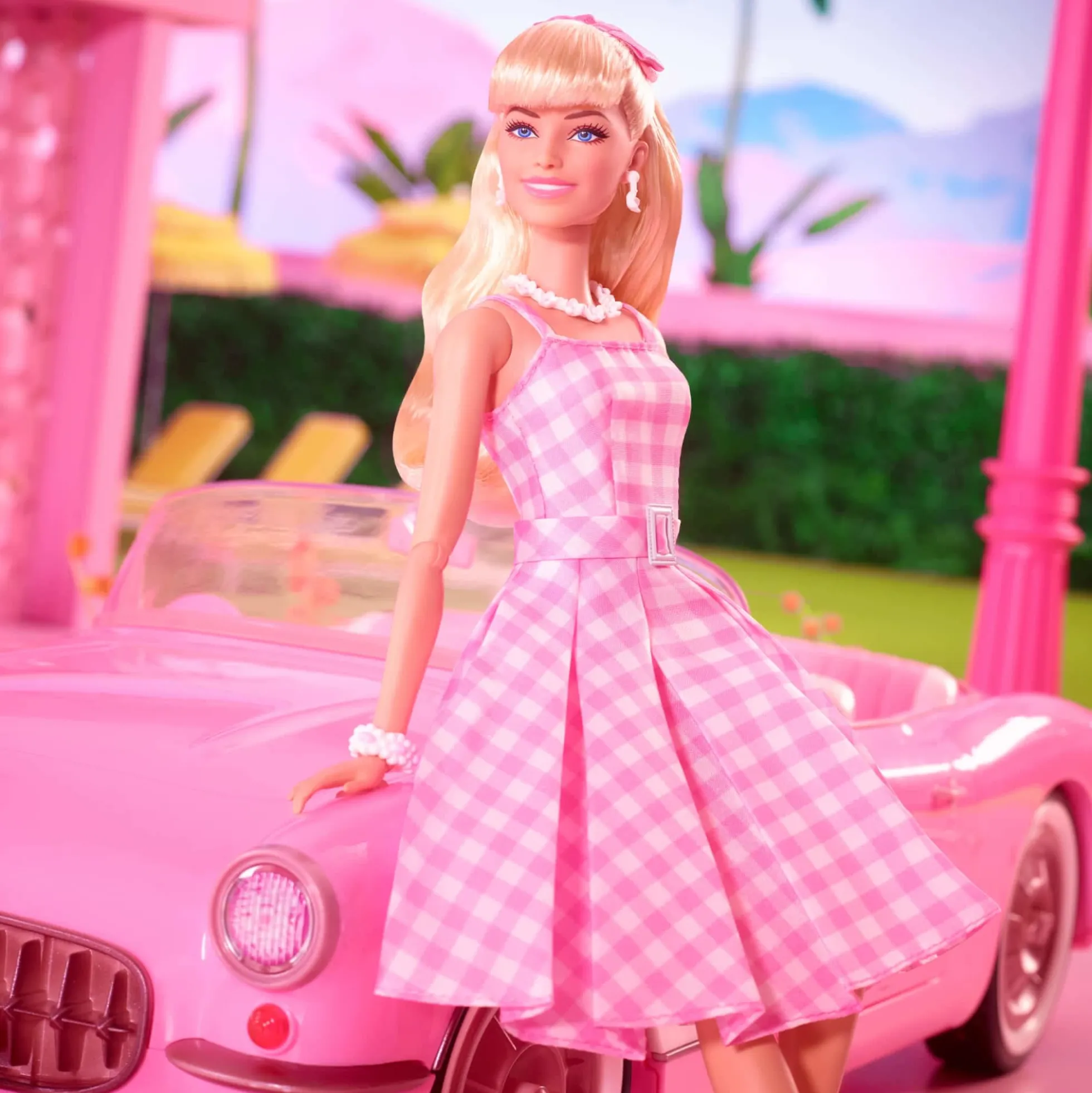 Barbie in Pink Gingham Dress – Barbie The Movie