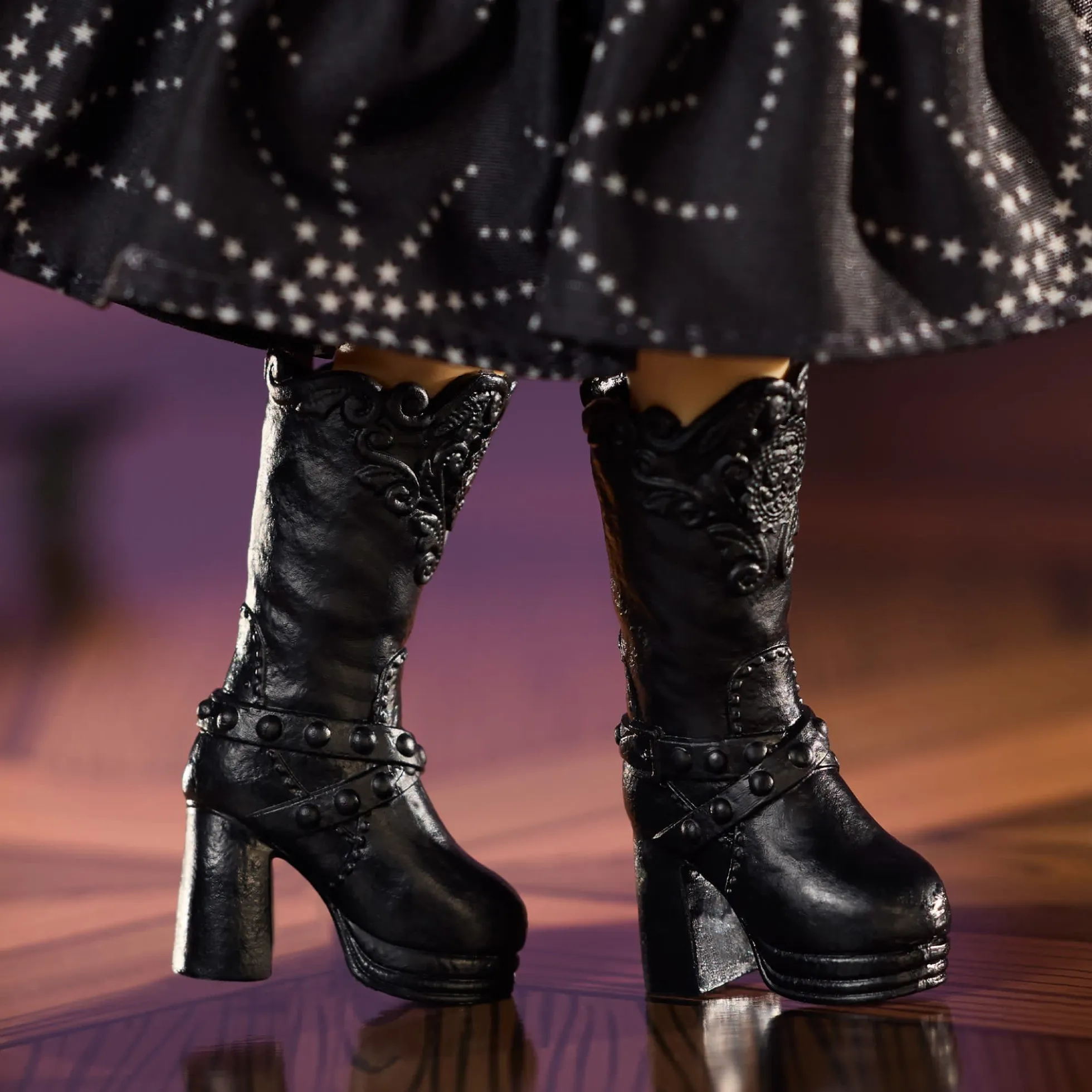 Barbie Inspiring Women Anna Sui Doll