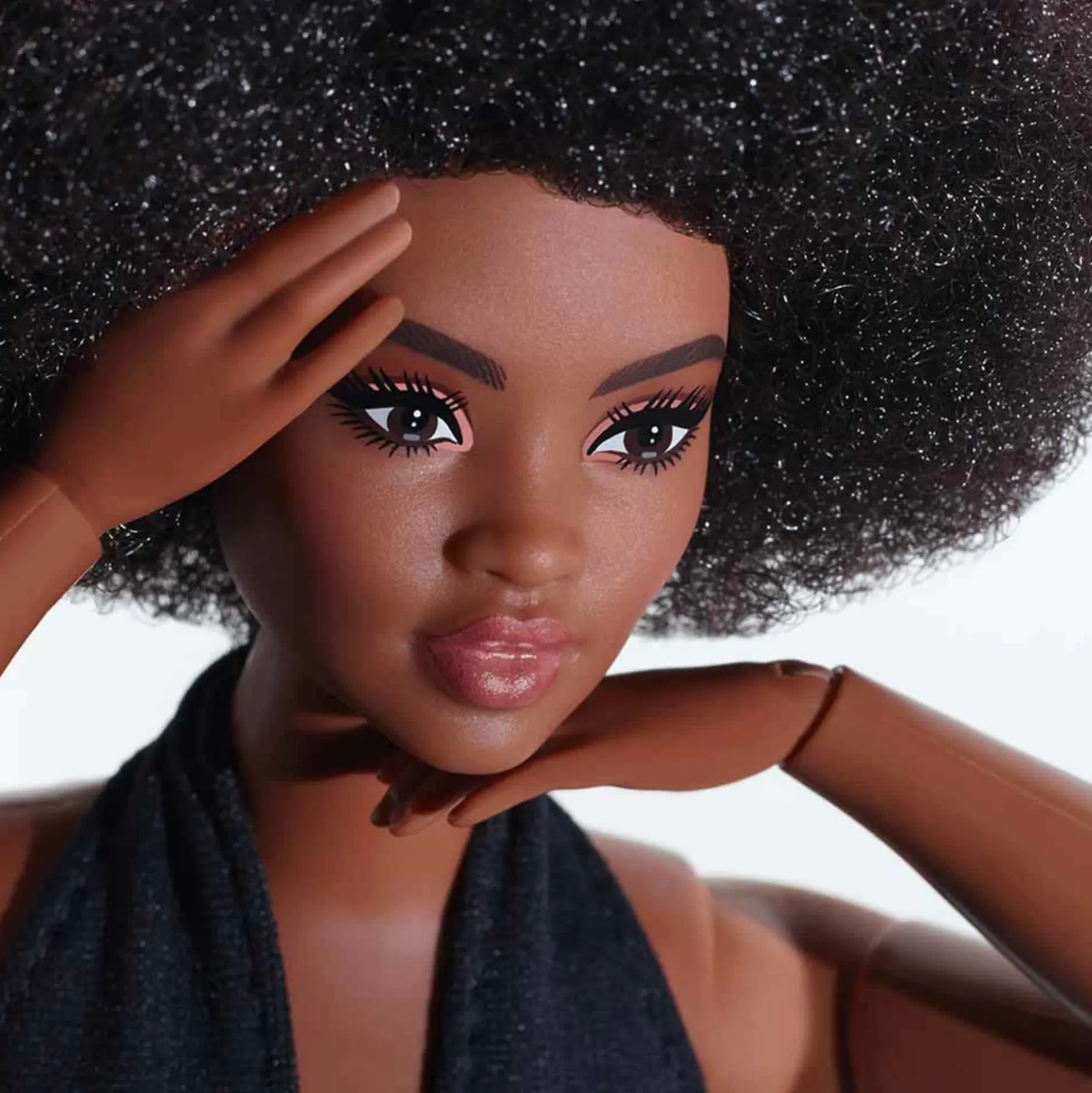 Barbie Looks Doll (Curvy, Brunette)