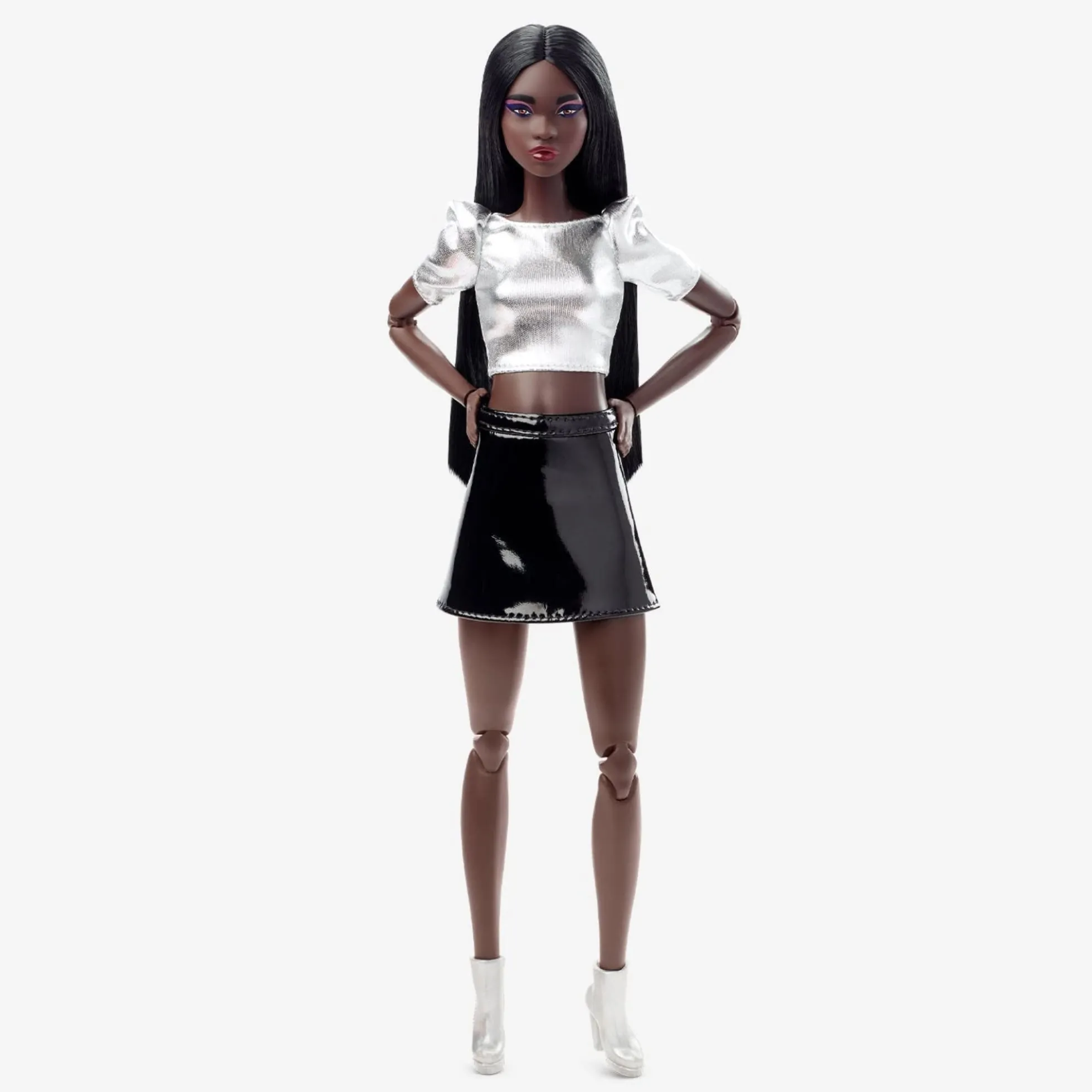 Barbie Signature Barbie Looks Doll (Tall, Dark Brown)