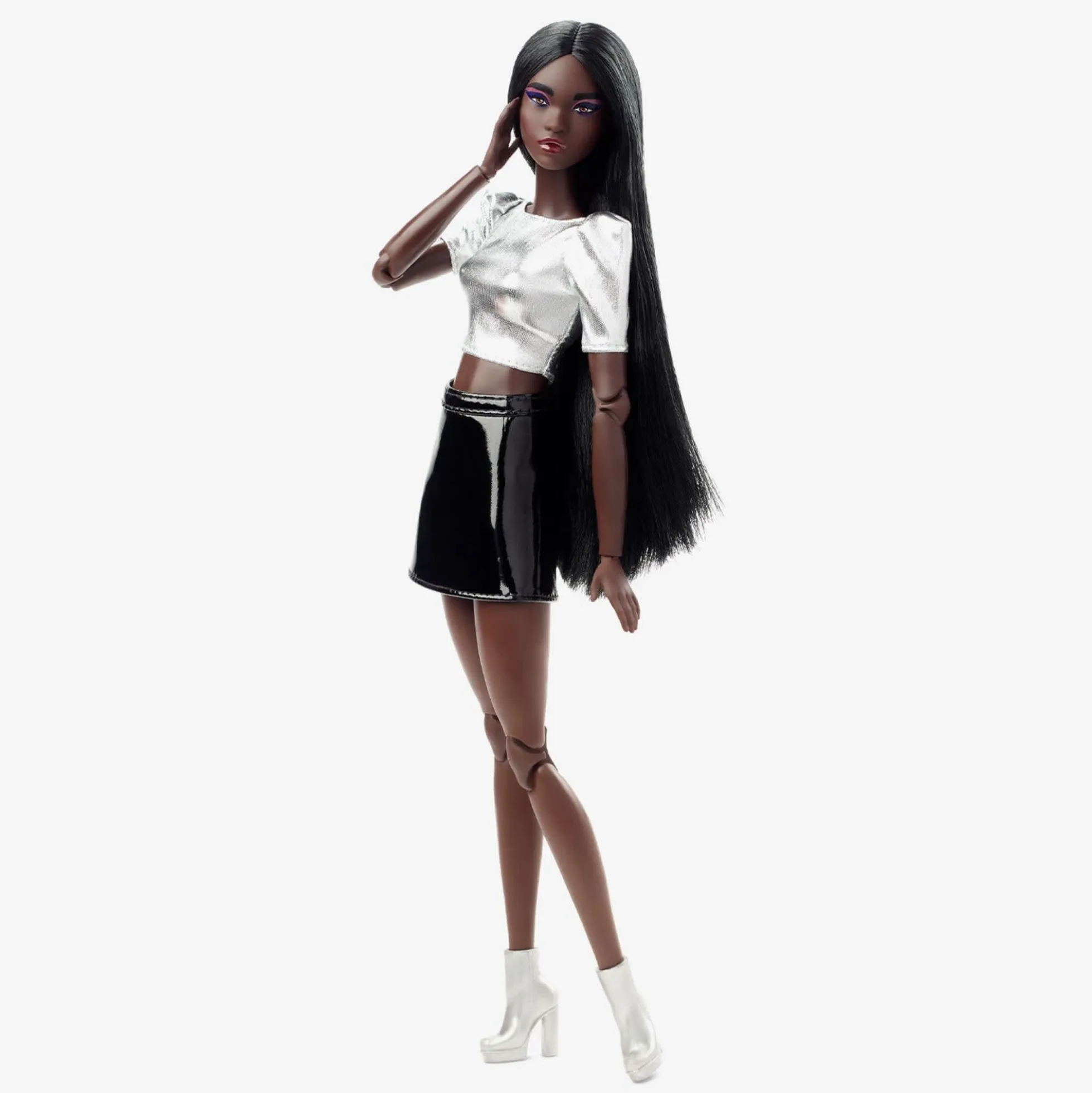 Barbie Signature Barbie Looks Doll (Tall, Dark Brown)