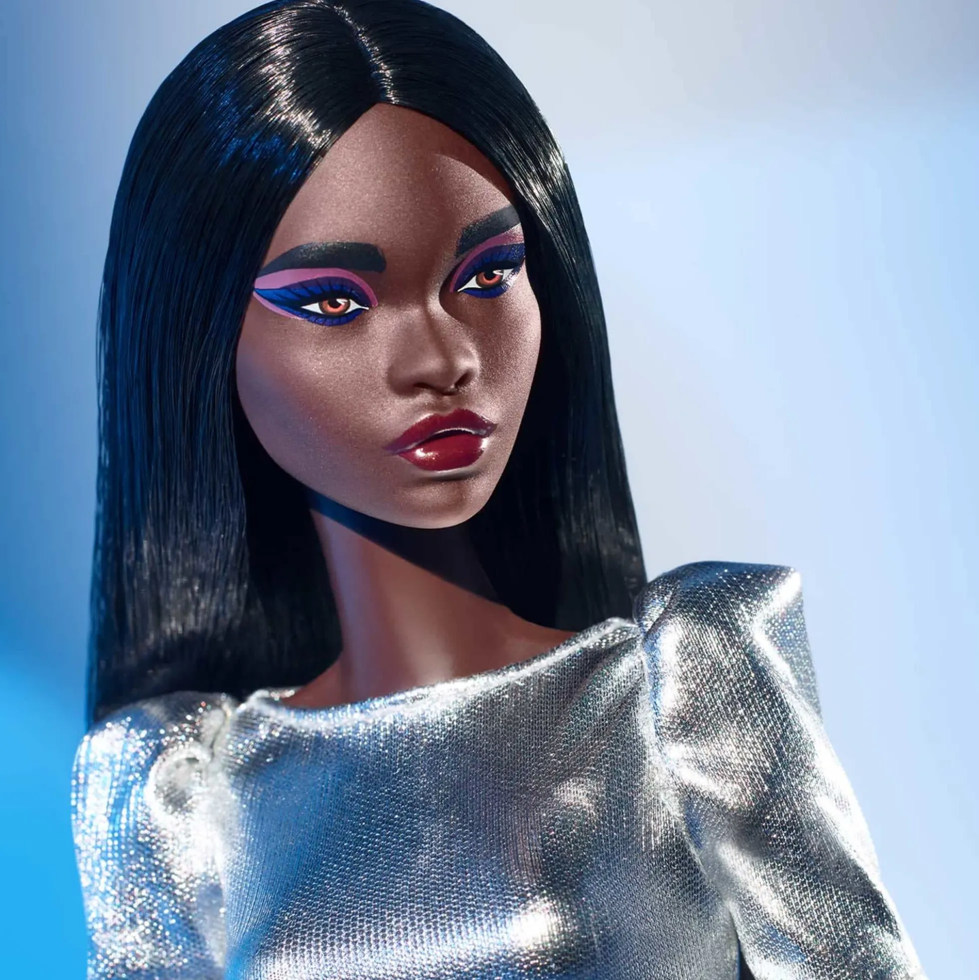 Barbie Signature Barbie Looks Doll (Tall, Dark Brown)
