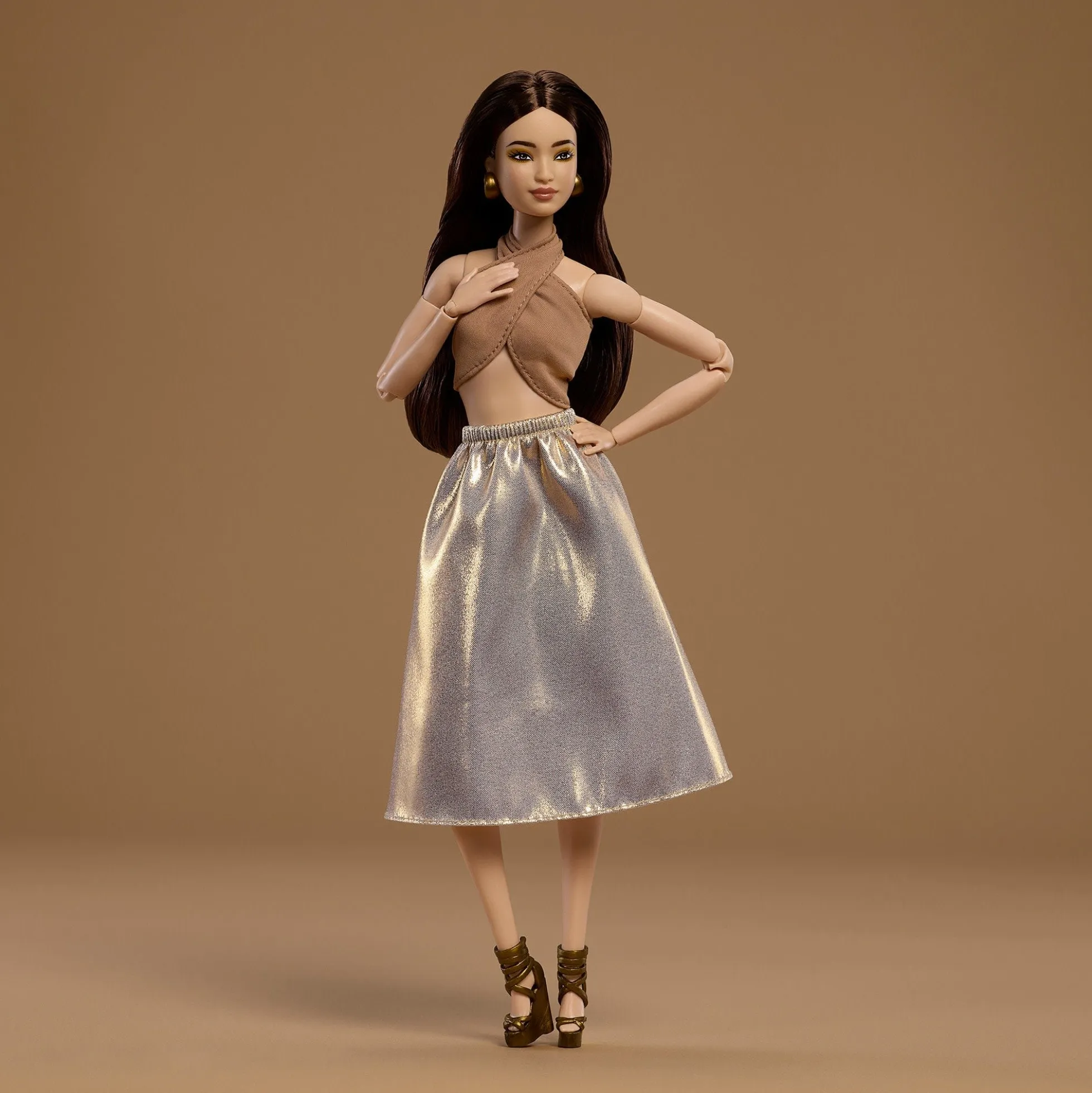 Barbie Basics 2026 Neutrals Series, Model 06