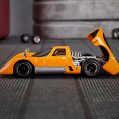 Hot Wheels Elite 64 McLaren M6GT