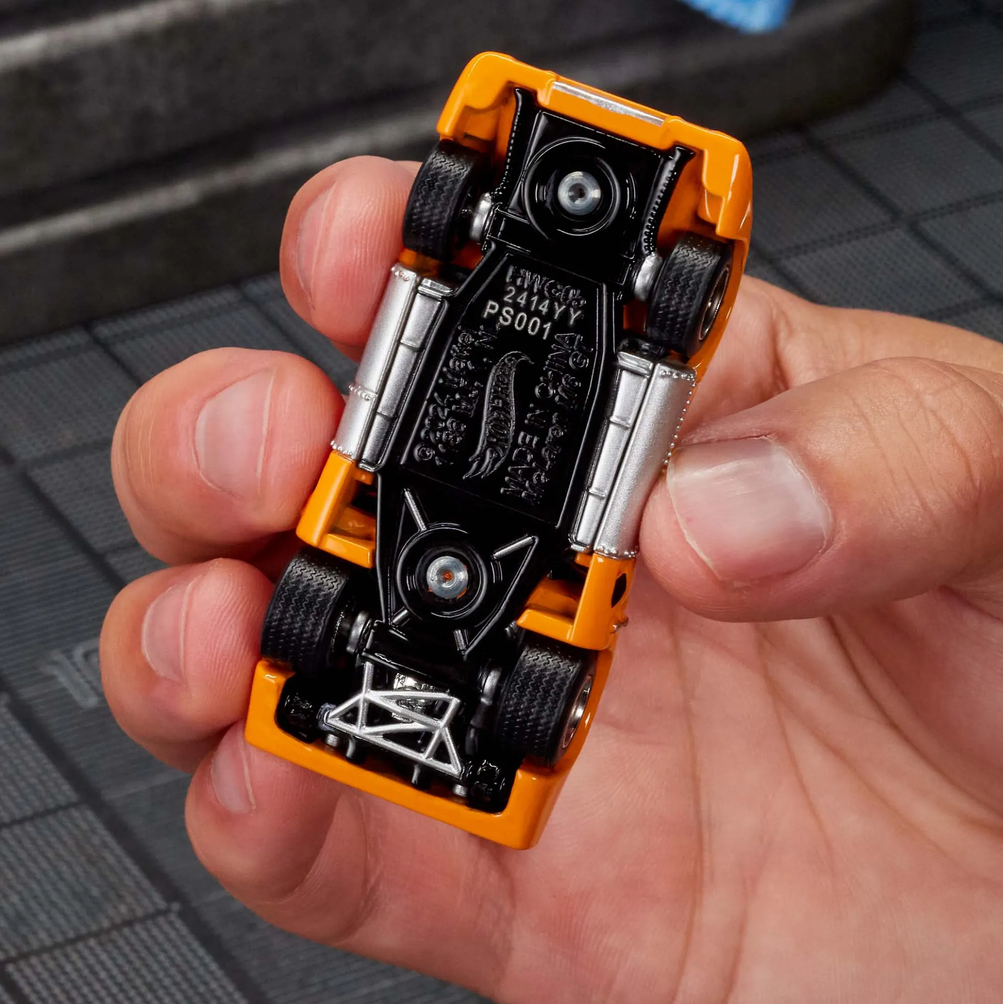 Hot Wheels Elite 64 McLaren M6GT