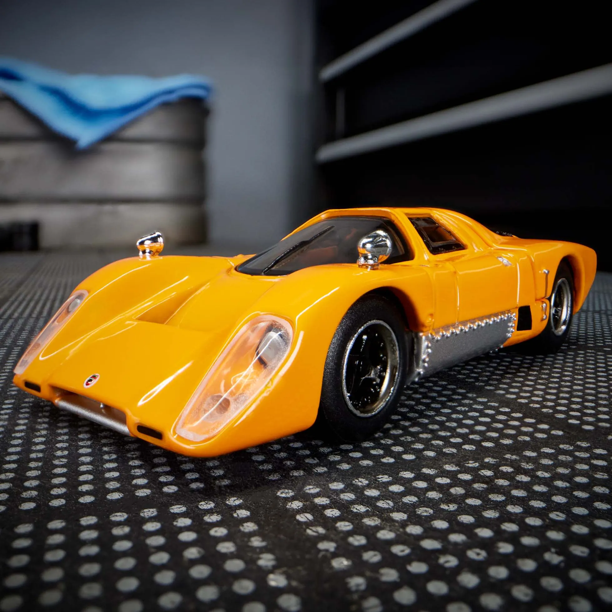 Hot Wheels Elite 64 McLaren M6GT