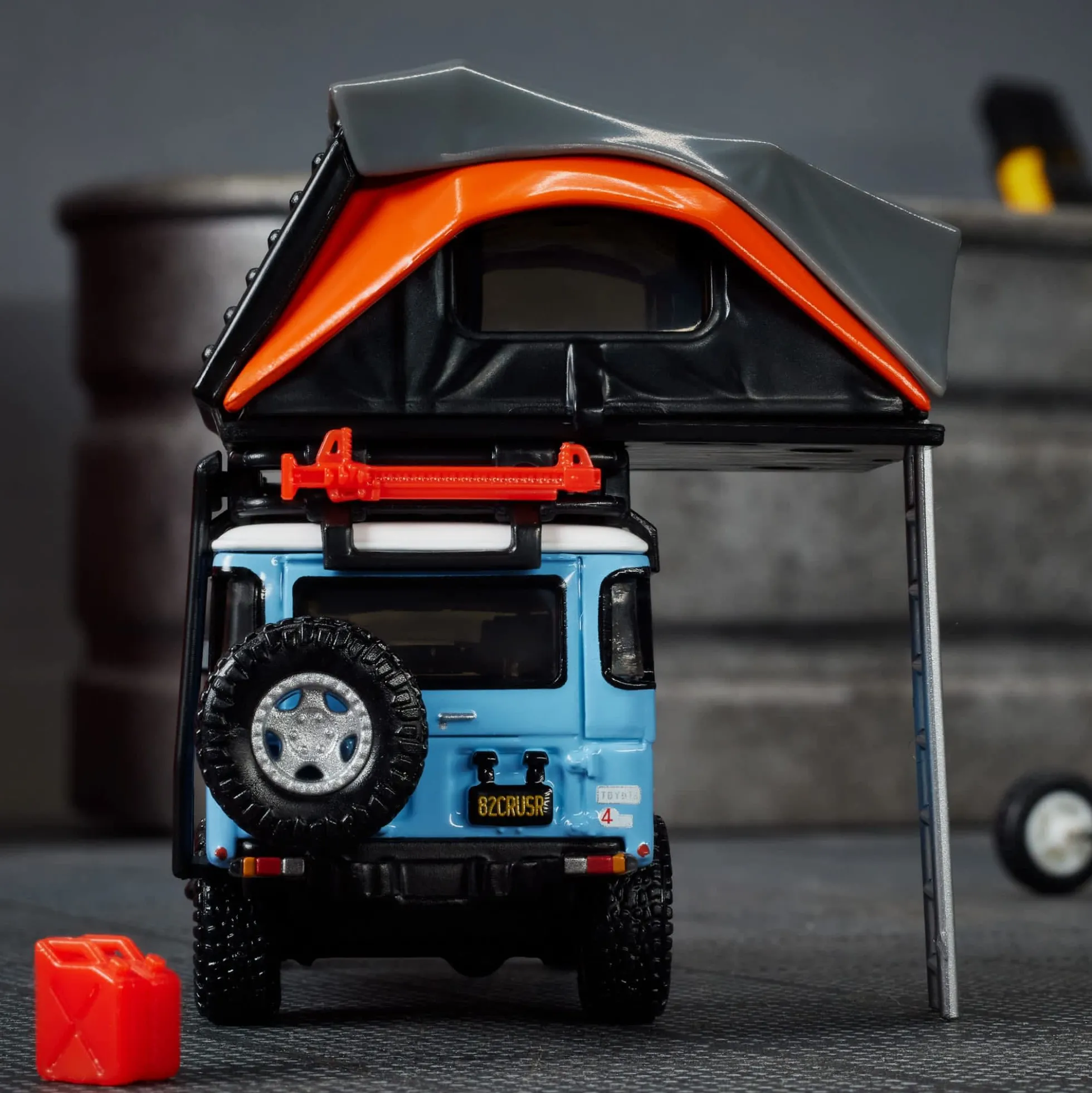 Hot Wheels Elite 64 Mod Shop 1982 Custom Toyota Land Cruiser FJ45 Troopy