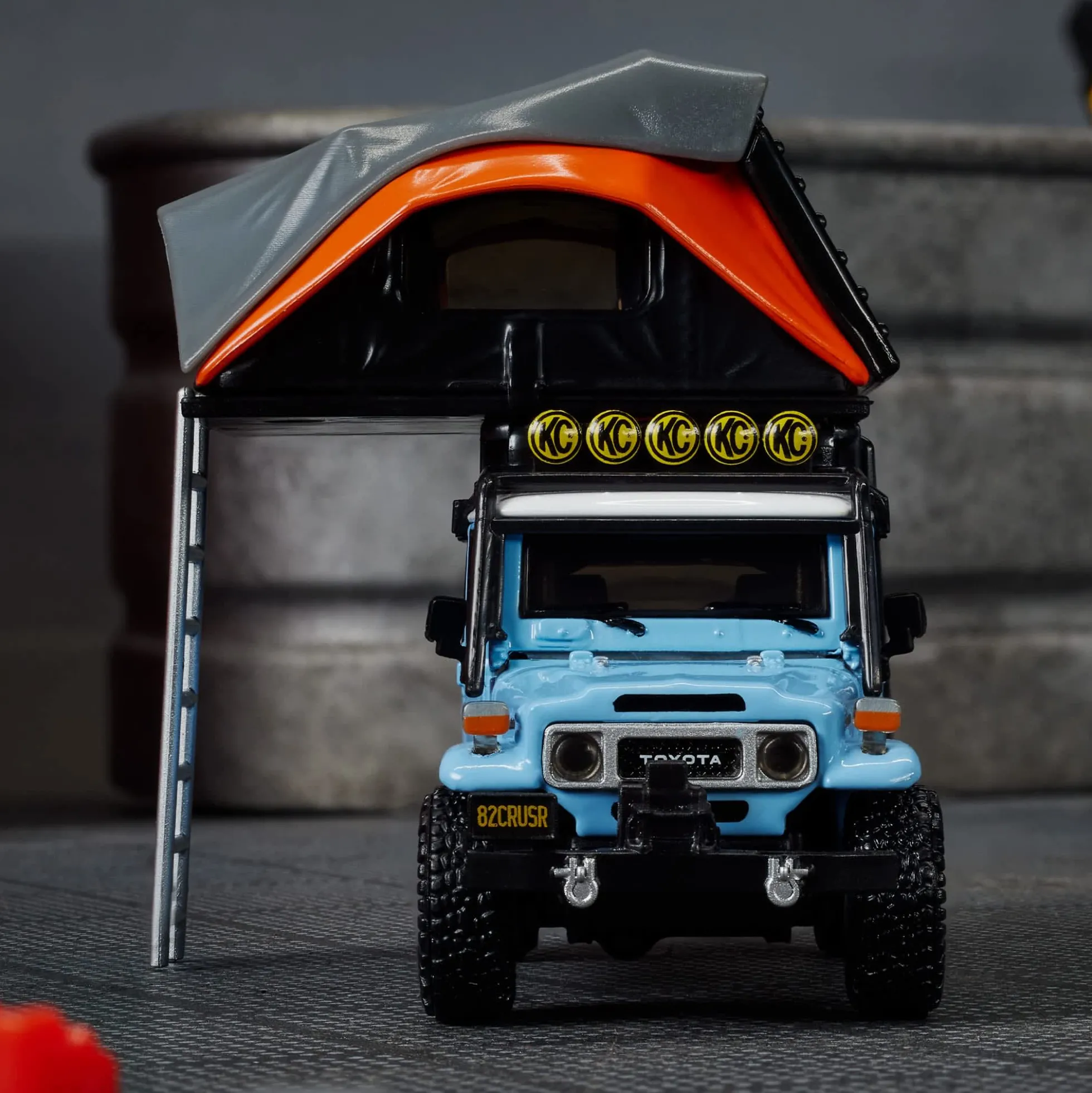 Hot Wheels Elite 64 Mod Shop 1982 Custom Toyota Land Cruiser FJ45 Troopy