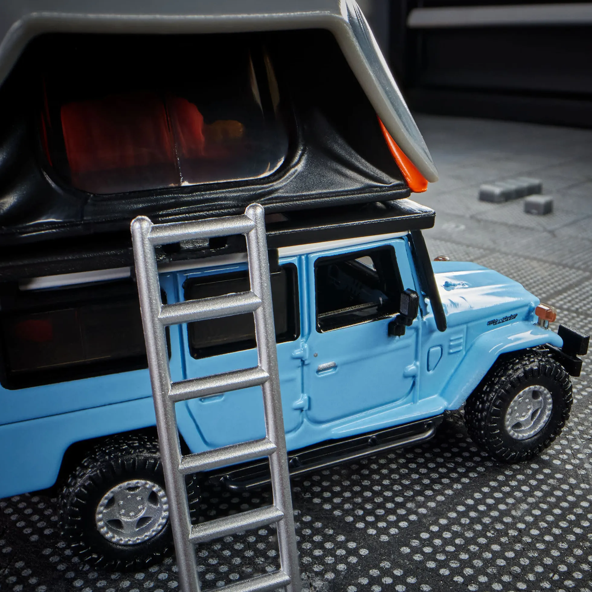 Hot Wheels Elite 64 Mod Shop 1982 Custom Toyota Land Cruiser FJ45 Troopy