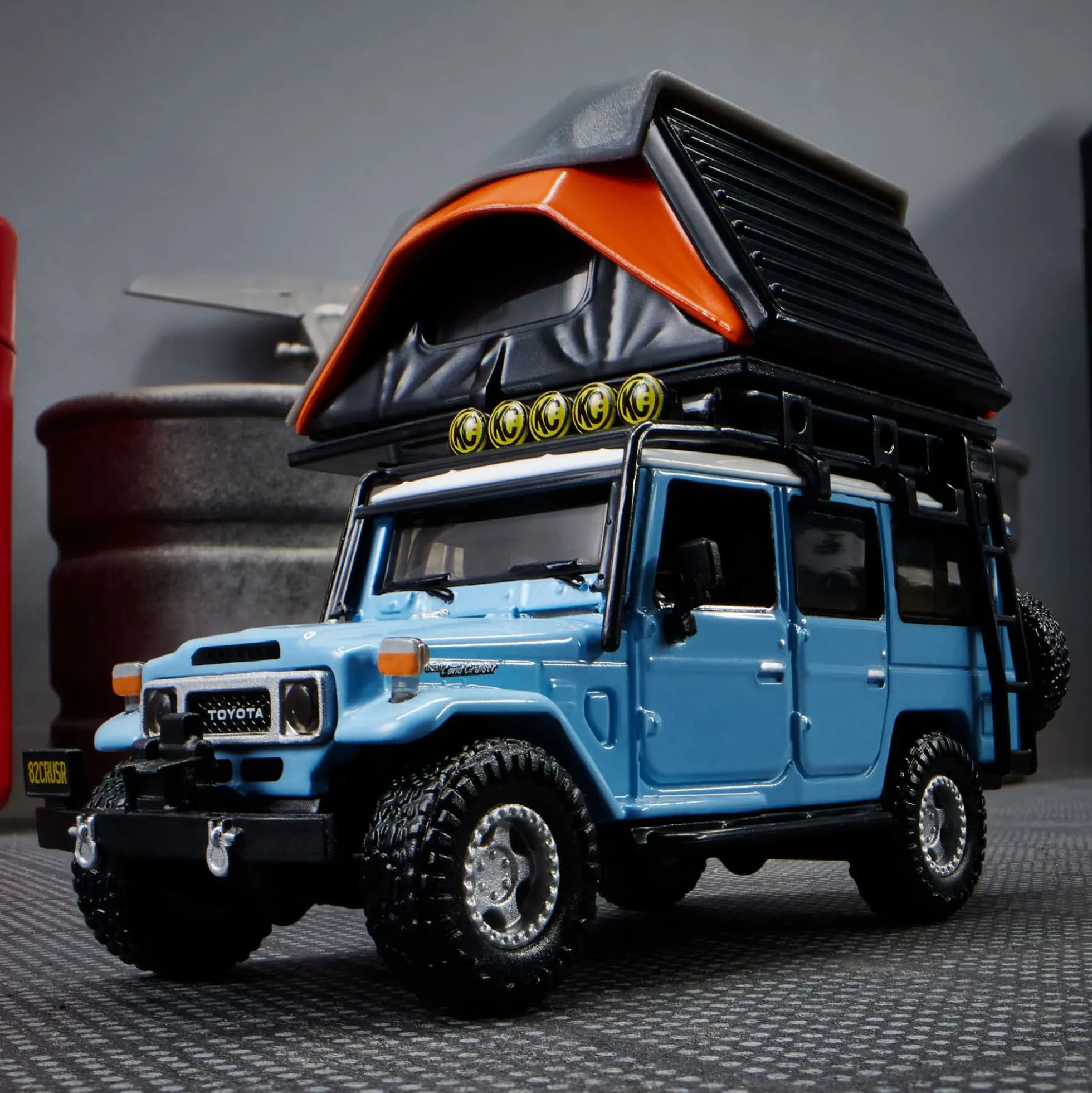 Hot Wheels Elite 64 Mod Shop 1982 Custom Toyota Land Cruiser FJ45 Troopy
