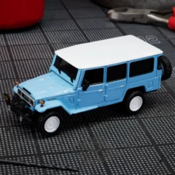 Hot Wheels Elite 64 Mod Shop 1982 Custom Toyota Land Cruiser FJ45 Troopy