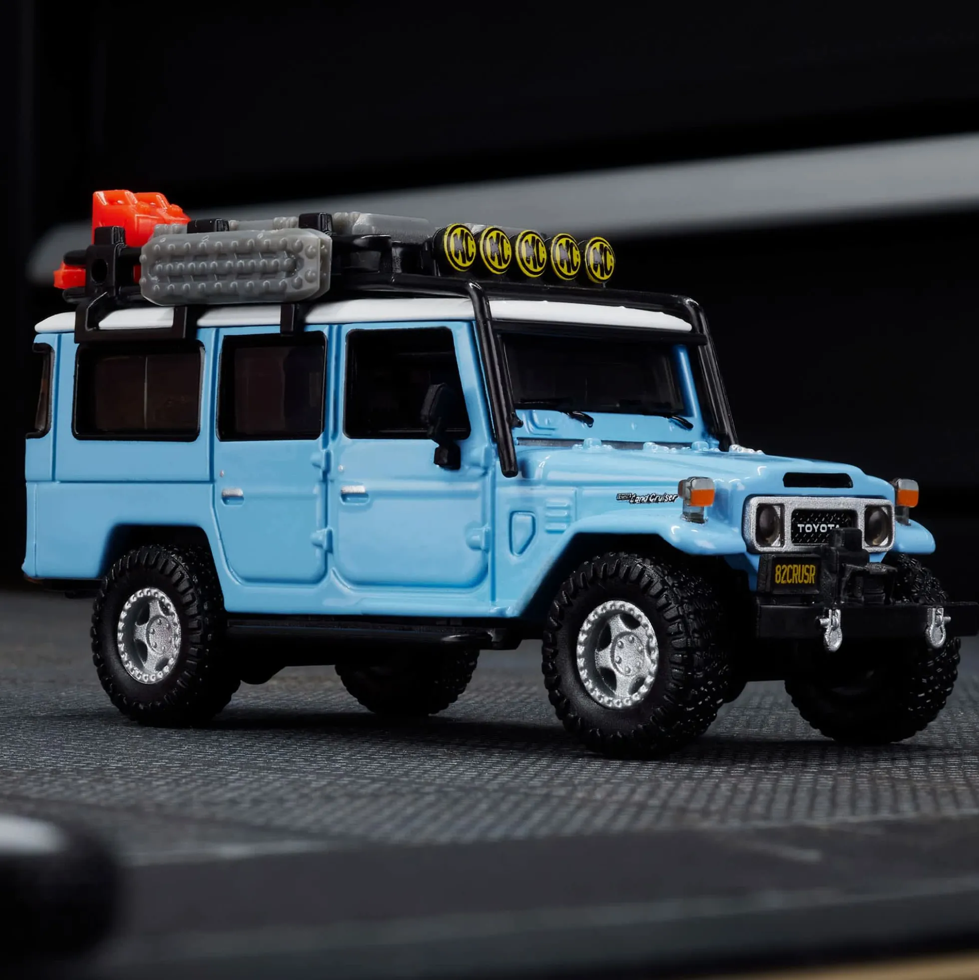 Hot Wheels Elite 64 Mod Shop 1982 Custom Toyota Land Cruiser FJ45 Troopy