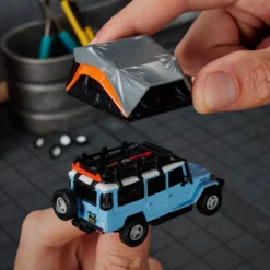 Hot Wheels Elite 64 Mod Shop 1982 Custom Toyota Land Cruiser FJ45 Troopy