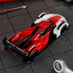 Hot Wheels Elite 64 Porsche 963
