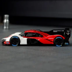 Hot Wheels Elite 64 Porsche 963