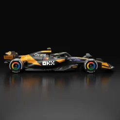 Hot Wheels F1 Series: 2024 McLaren Formula 1 Team MCL38 Car #4