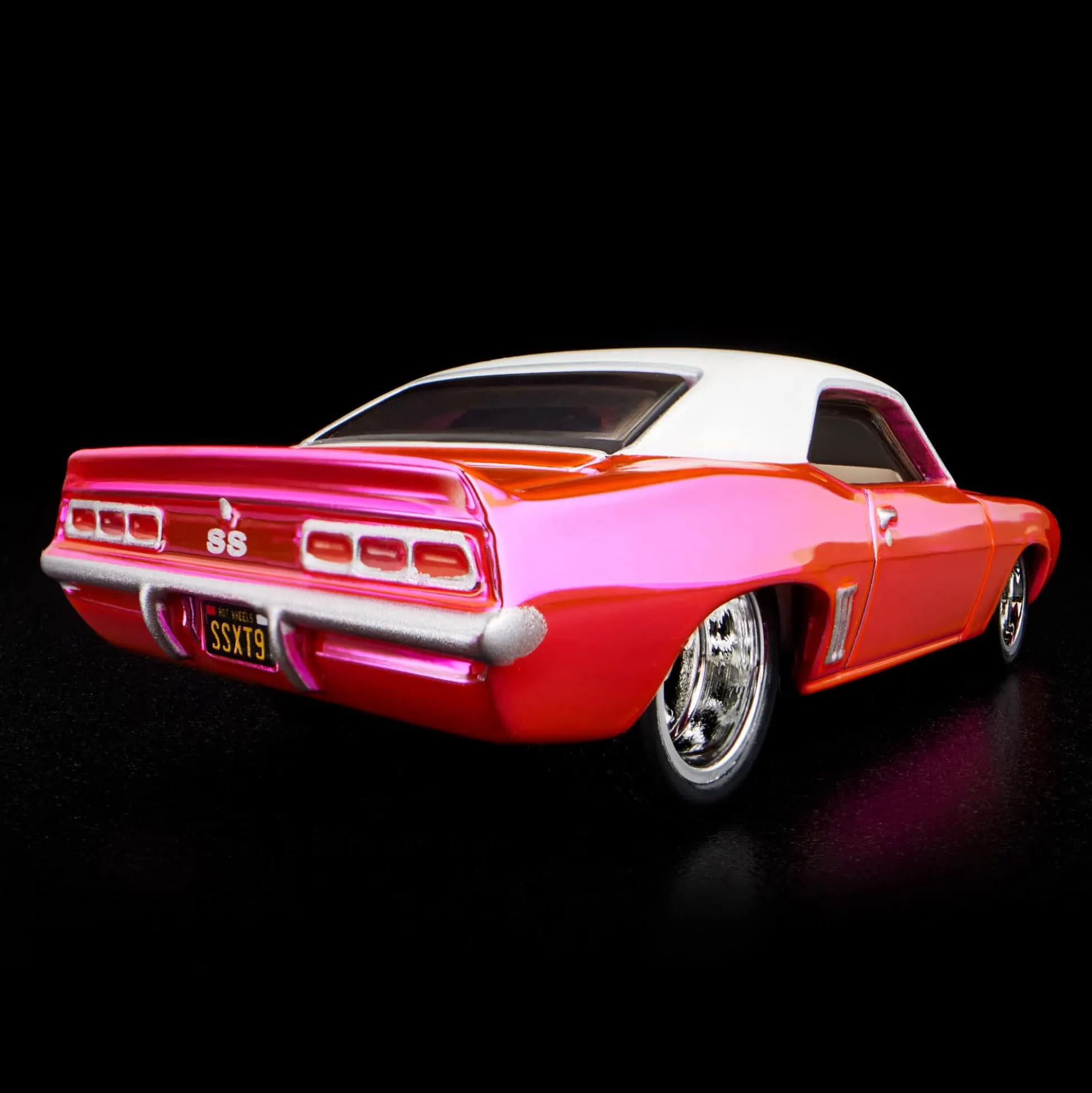 Hot Wheels RLC 1969 Chevy Camaro SS