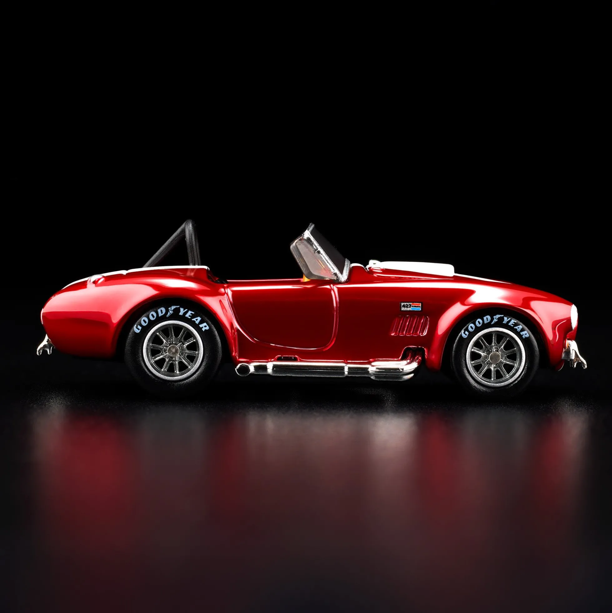 Hot Wheels RLC Exclusive Membership Car 1965 Shelby Cobra 427 S/C