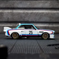 Hot Wheels Elite 64 1975 BMW 3.0 CSL Race
