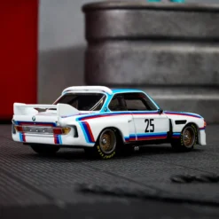 Hot Wheels Elite 64 1975 BMW 3.0 CSL Race