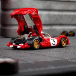 Hot Wheels Elite 64 1967 Ferrari 330 P4