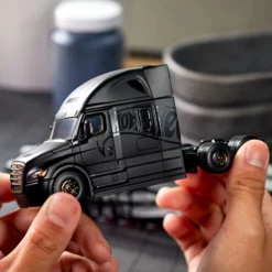 Hot Wheels Elite 64 Freightliner Cascadia