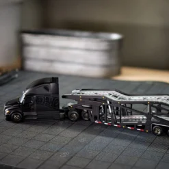 Hot Wheels Elite 64 Freightliner Cascadia