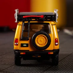 Hot Wheels Elite 64 Mod Shop '94 Land Rover Discovery