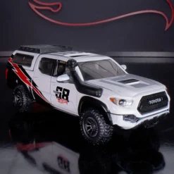Hot Wheels Elite 64 Mod Shop '17 Toyota Tacoma