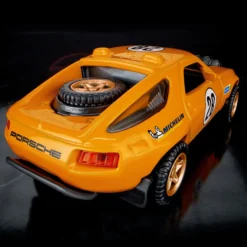 Hot Wheels Elite 64 Porsche 928 Safari