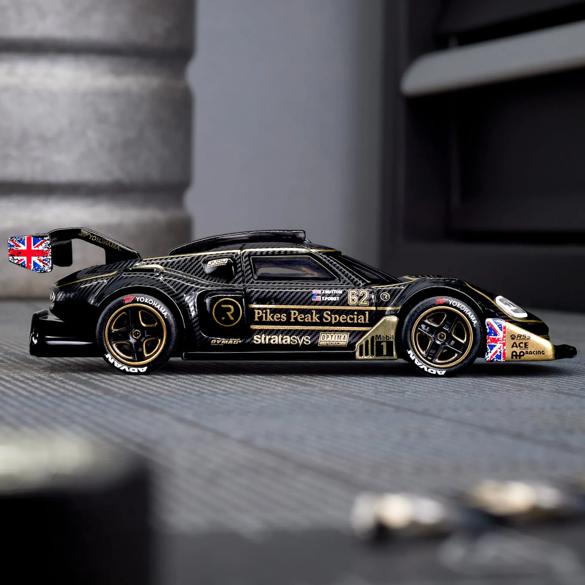 Hot Wheels Elite 64 Radford Type 62-2 Pikes Peak