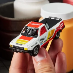Hot Wheels Elite 64 1989 Toyota HiLux Stadium Truck