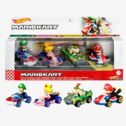 HOT WHEELS MARIOKART, 4 Pack with 1 Exclusive Kart