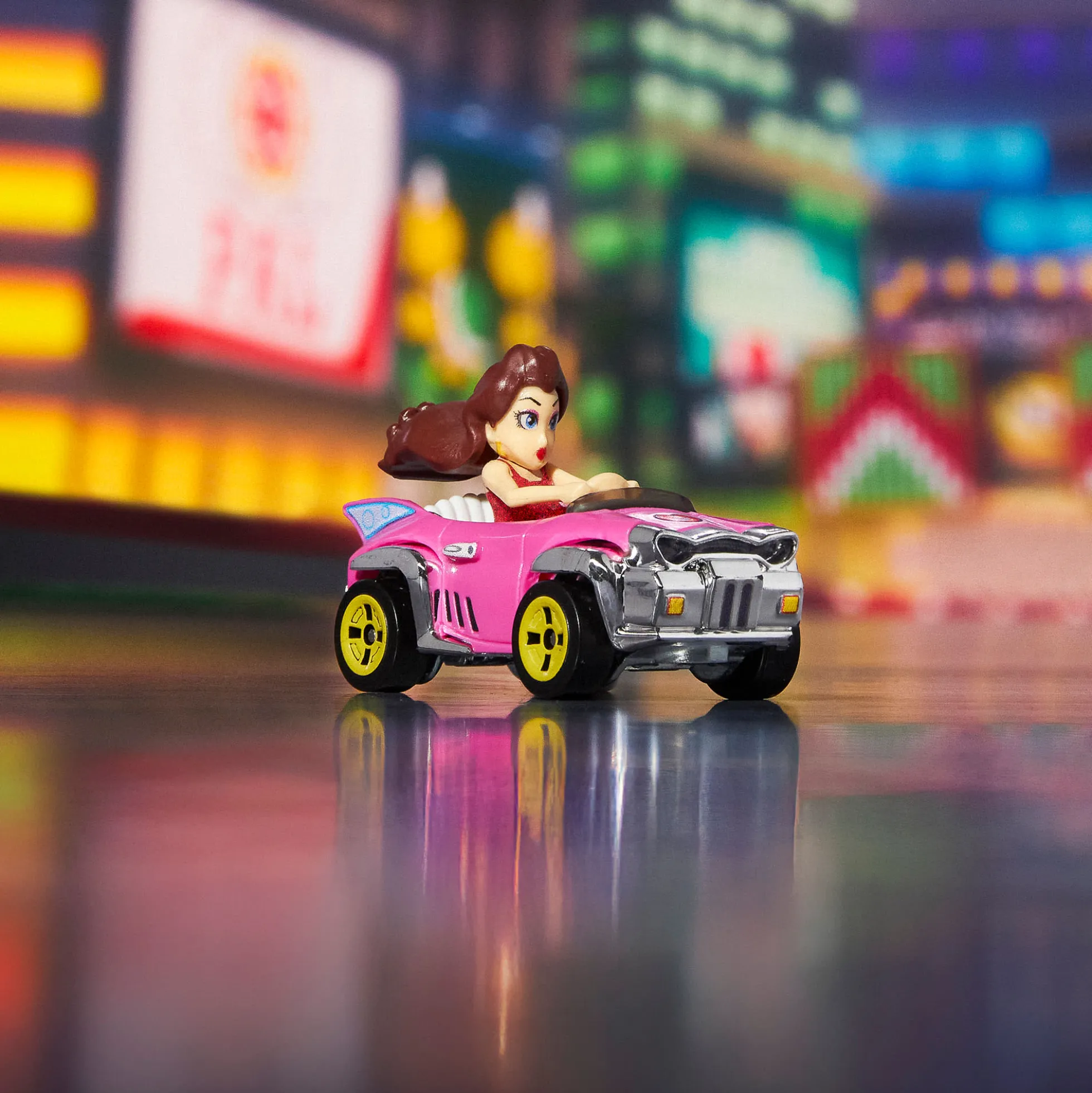 Hot Wheels Mario Kart Pauline Vehicle