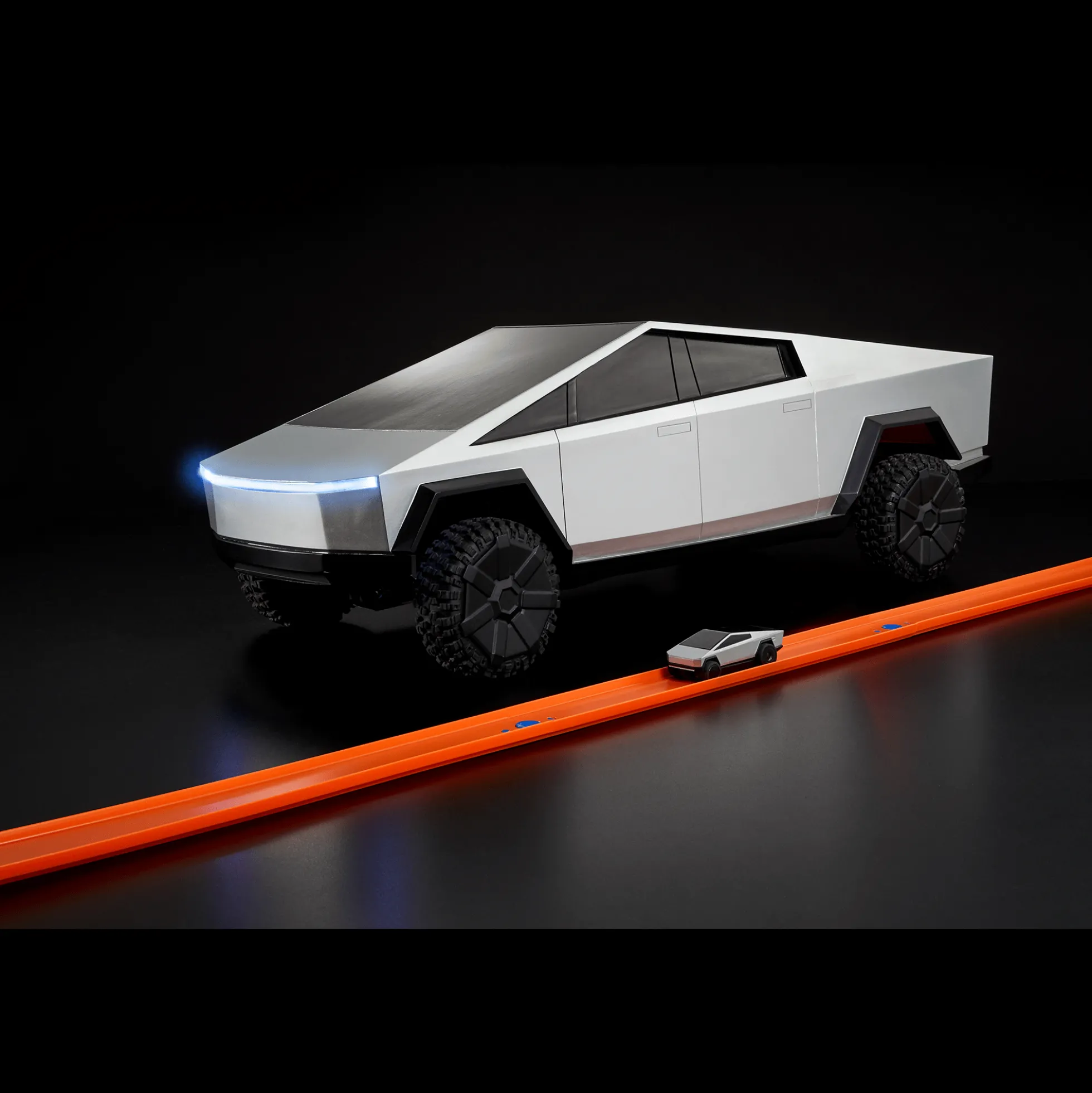 1:64 Hot Wheels R/C Cybertruck