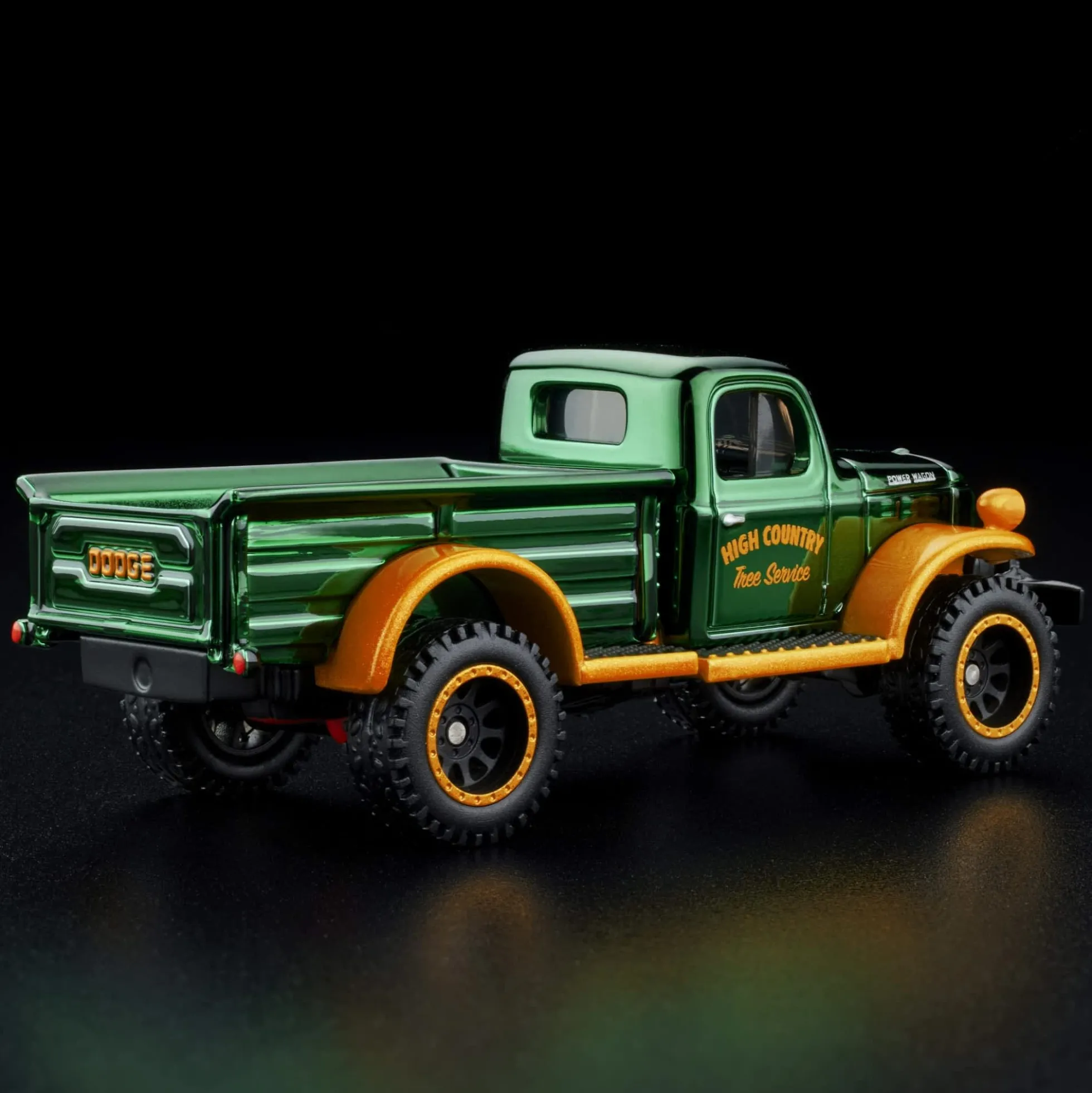Hot Wheels RLC Exclusive Holiday 1952 Dodge Power-Wagon