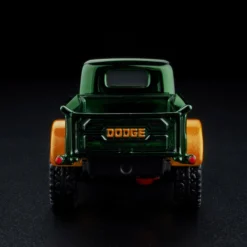Hot Wheels RLC Exclusive Holiday 1952 Dodge Power-Wagon