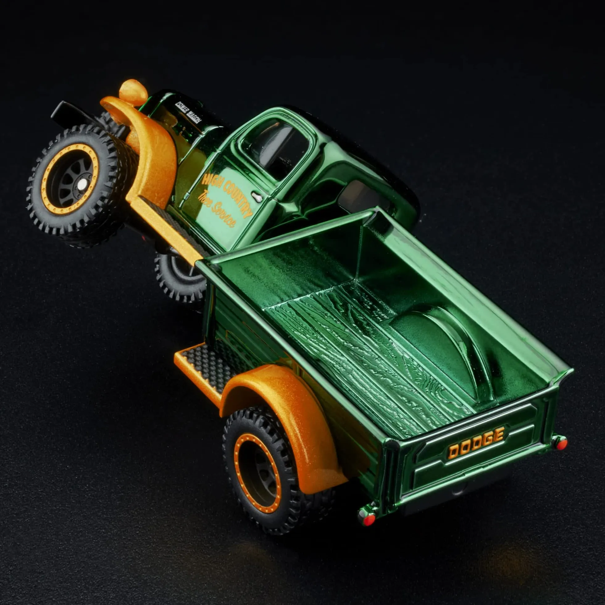 Hot Wheels RLC Exclusive Holiday 1952 Dodge Power-Wagon