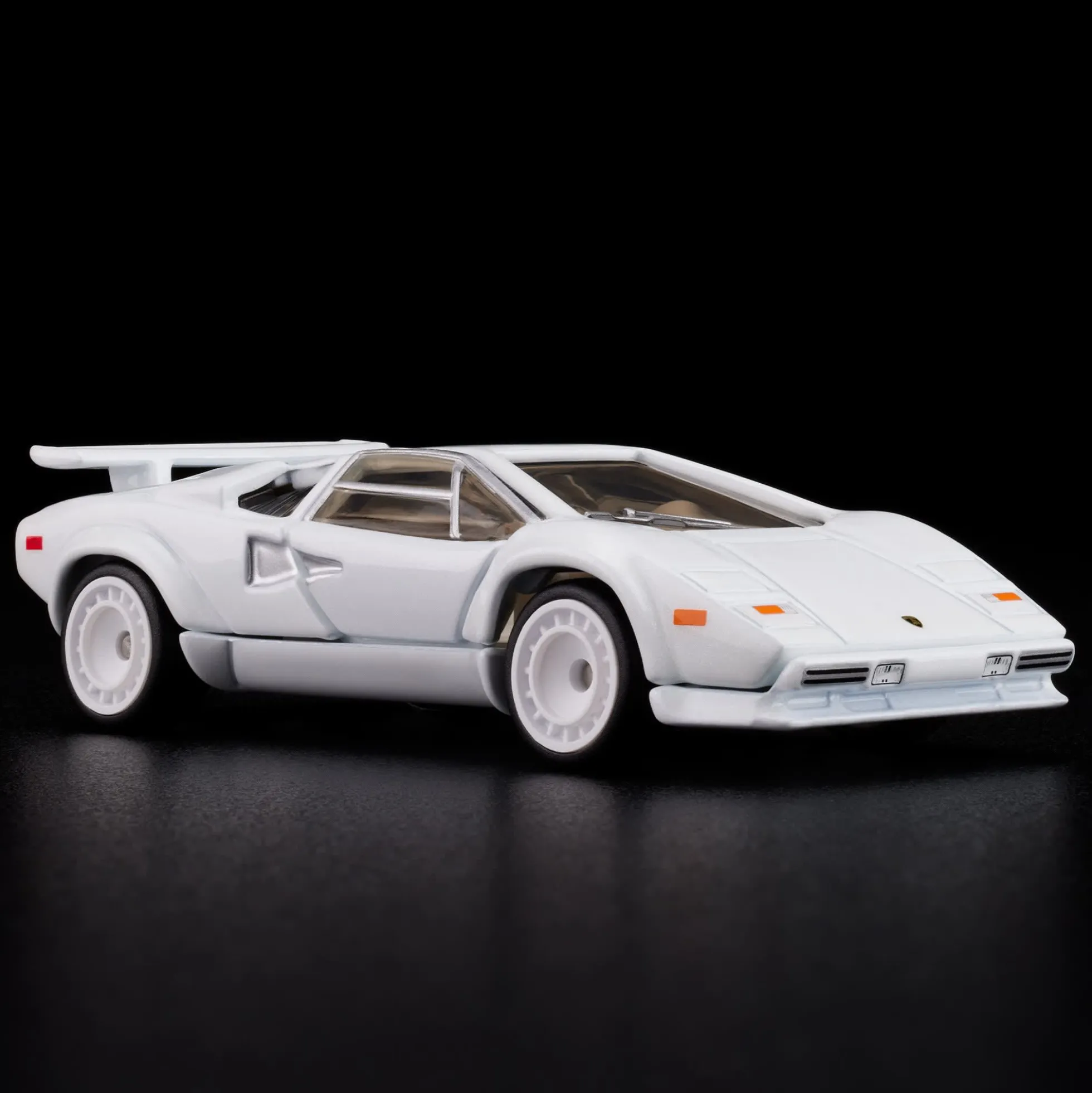 Hot Wheels RLC Exclusive 1982 Lamborghini Countach LP 500 S