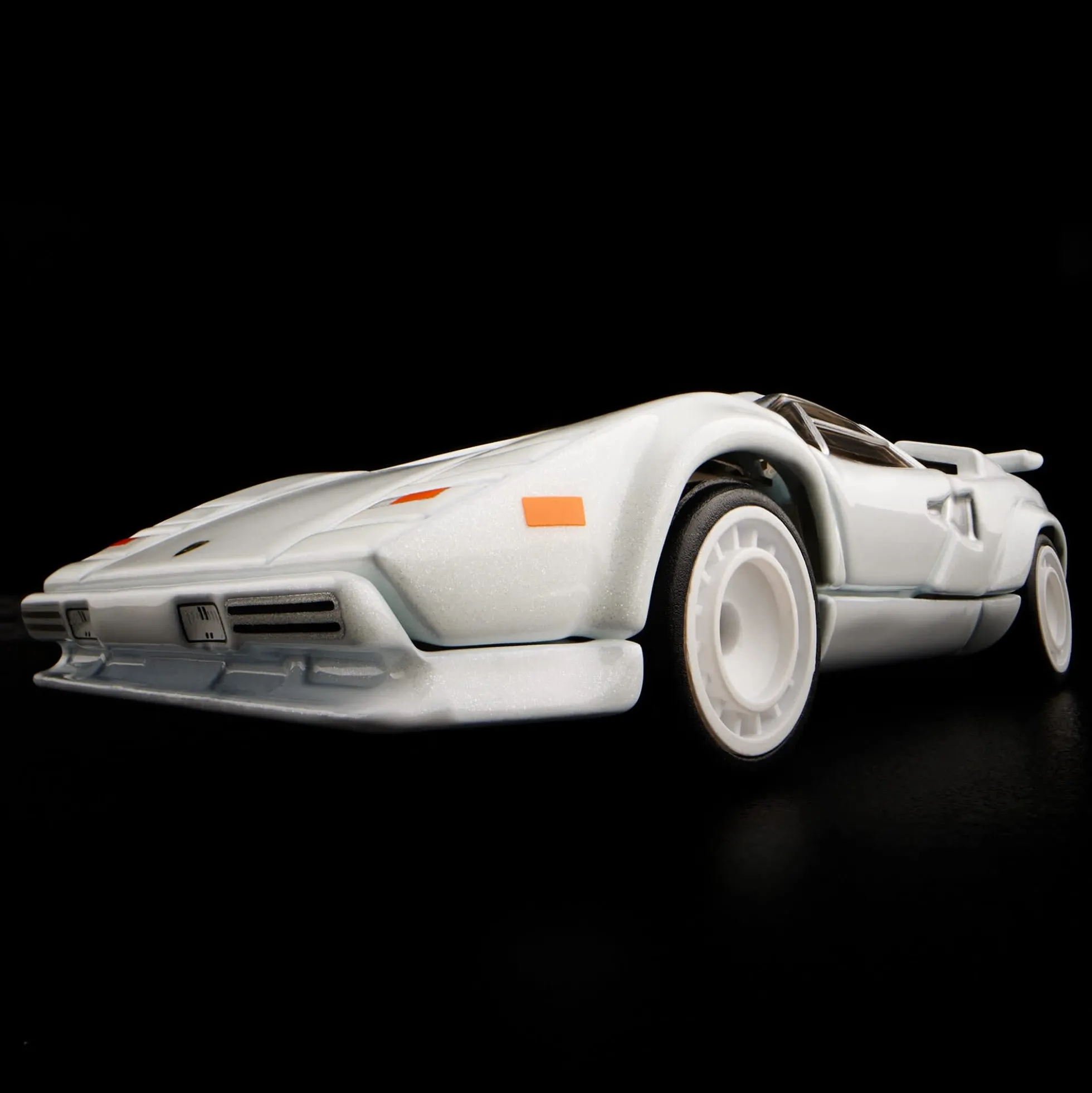 Hot Wheels RLC Exclusive 1982 Lamborghini Countach LP 500 S