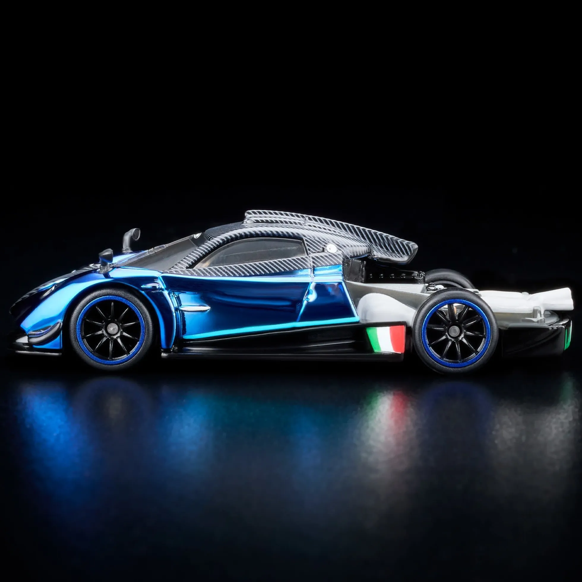 Hot Wheels RLC Exclusive 2021 Pagani Huayra R