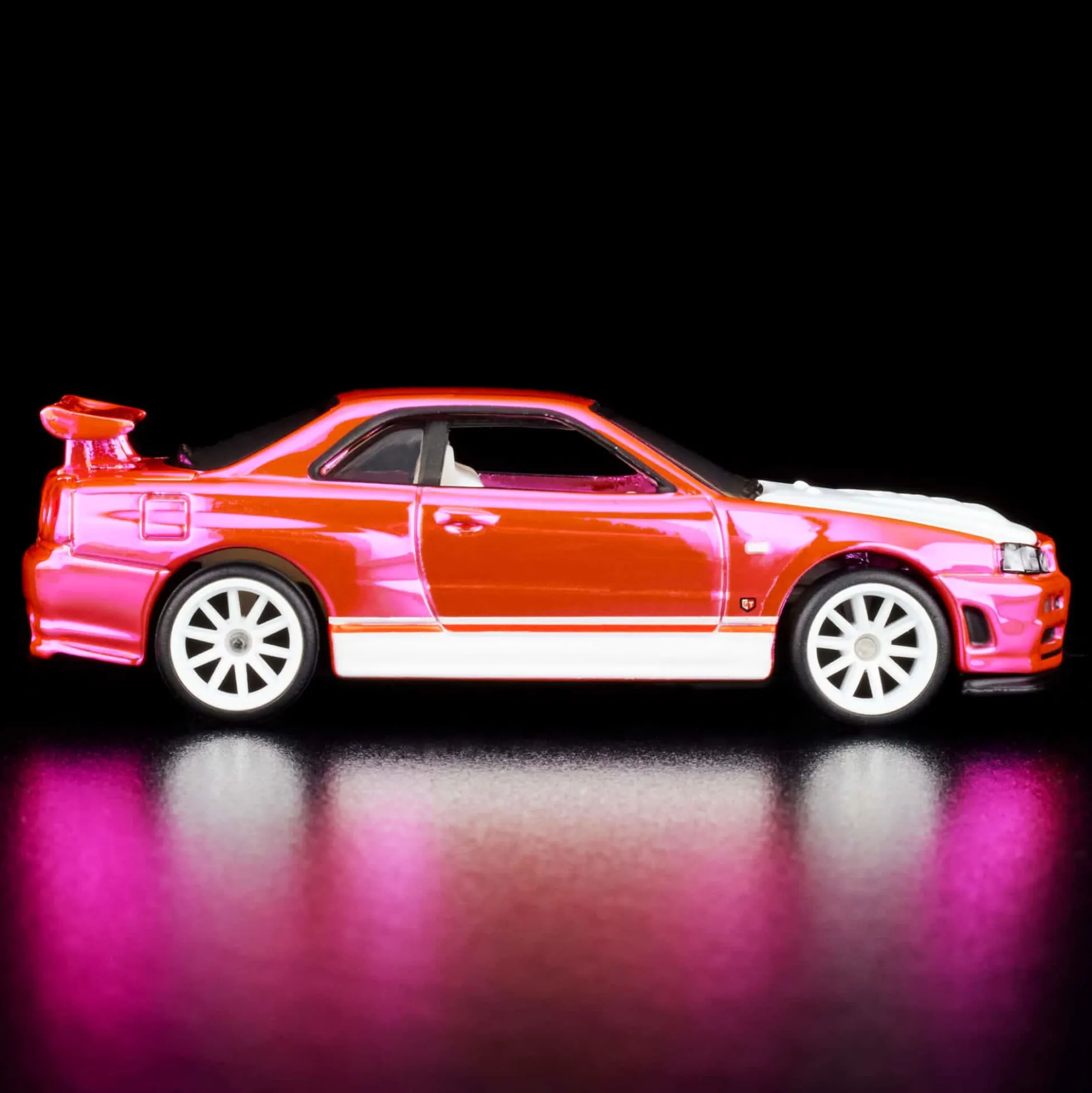 Hot Wheels RLC Exclusive Pink Editions Nissan Skyline GT-R