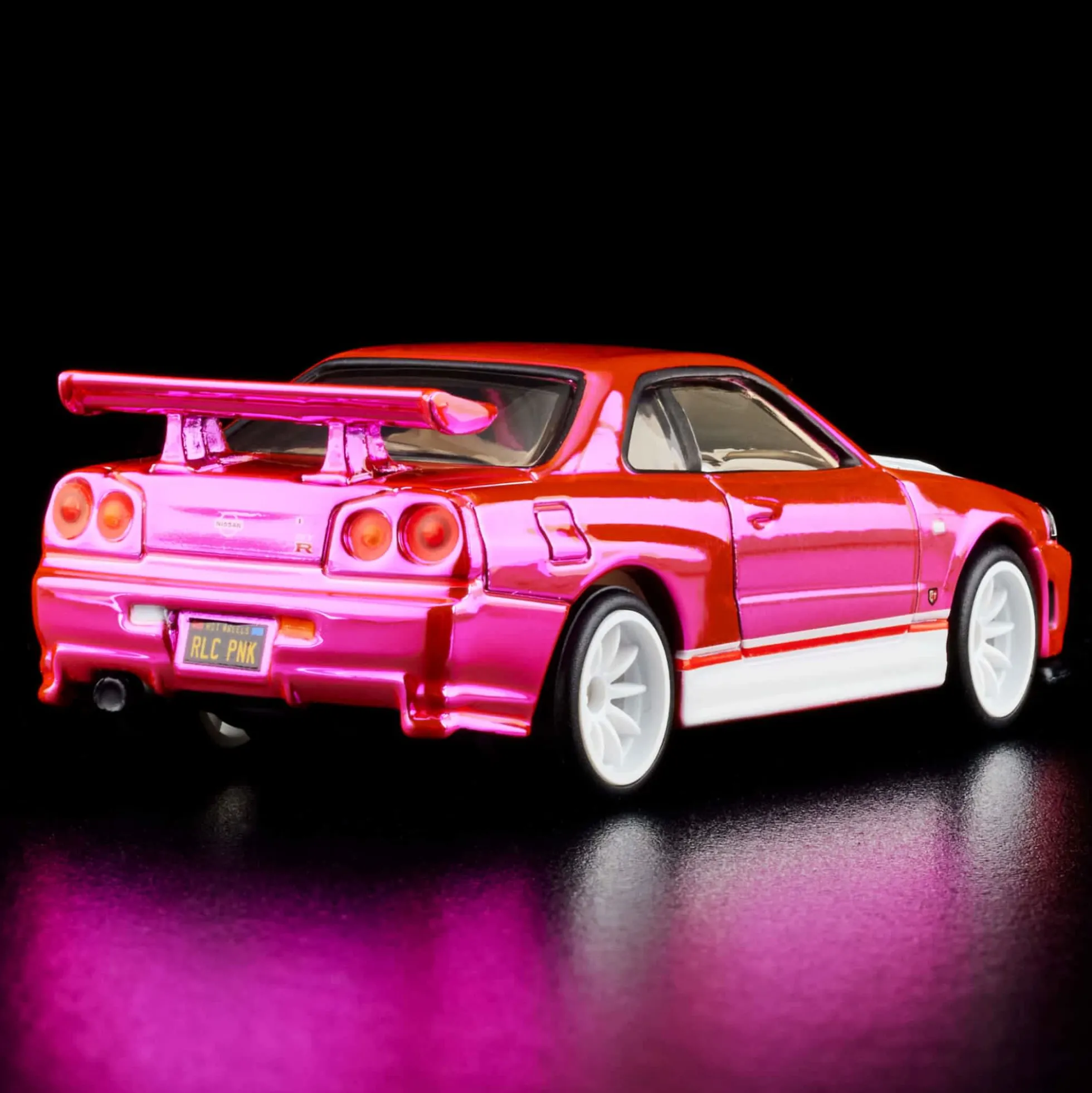 Hot Wheels RLC Exclusive Pink Editions Nissan Skyline GT-R