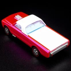Hot Wheels RLC EXCLUSIVE 2022 PINK EDITIONS CUSTOM FLEETSIDE™
